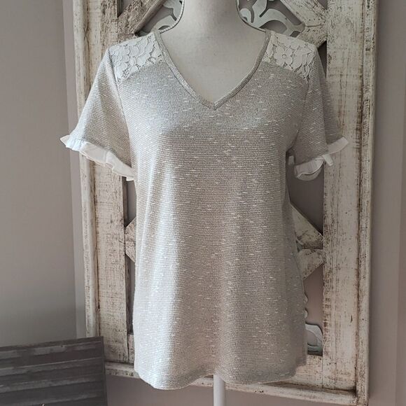 NWT Karl Lagerfeld Lace & Ruffle Top - Picture 1 of 8